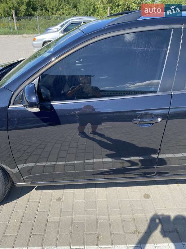 Универсал Volkswagen Golf 2010 в Бережанах