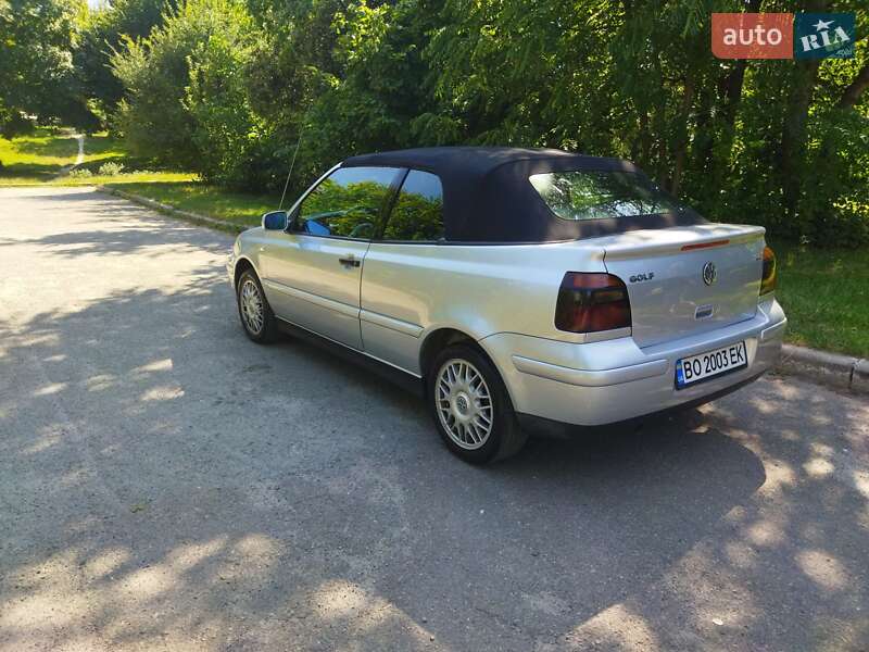 Кабриолет Volkswagen Golf 2001 в Тернополе