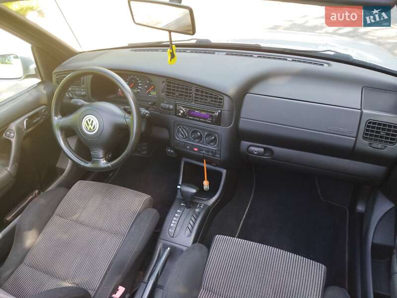 Кабриолет Volkswagen Golf 2001 в Тернополе