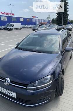Универсал Volkswagen Golf 2015 в 