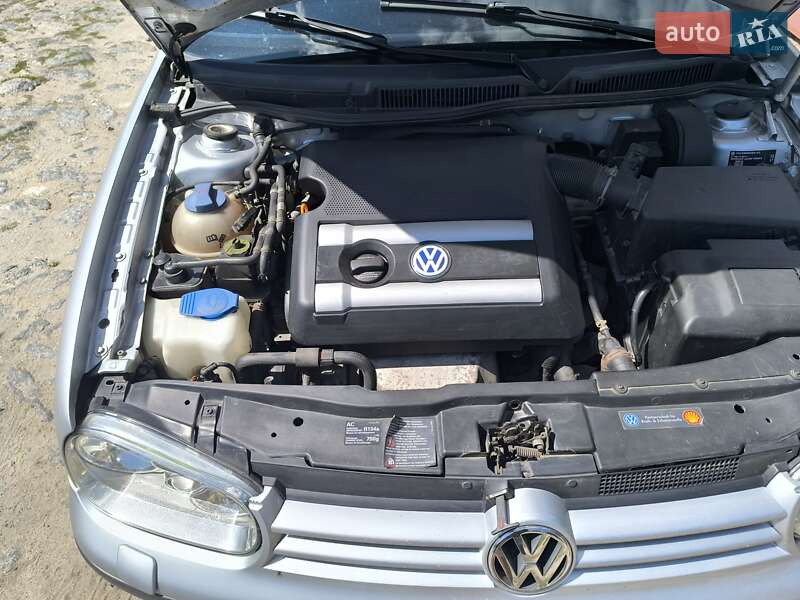 Универсал Volkswagen Golf 2002 в Бердичеве