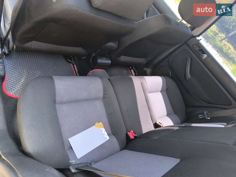 Универсал Volkswagen Golf 2002 в Бердичеве