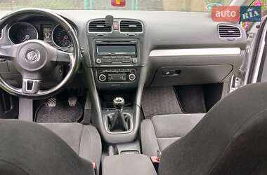 Универсал Volkswagen Golf 2011 в 