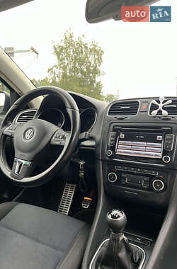 Универсал Volkswagen Golf 2011 в Долине