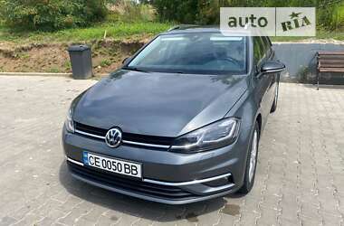 Универсал Volkswagen Golf 2017 в Черновцах