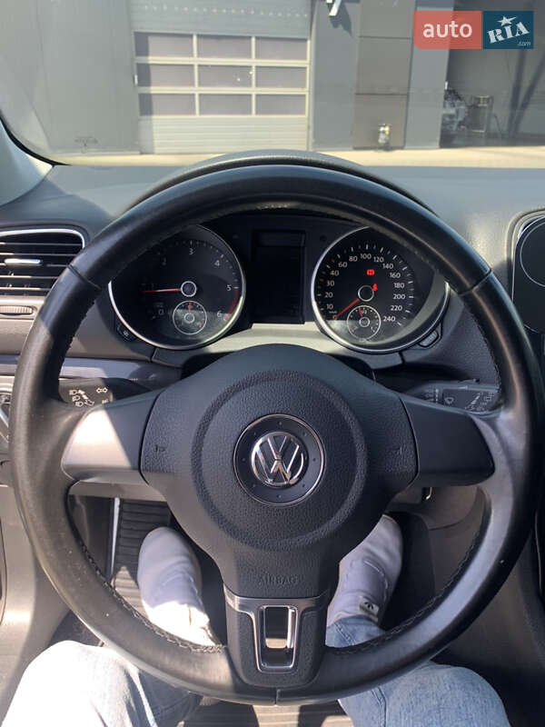 Универсал Volkswagen Golf 2009 в Львове