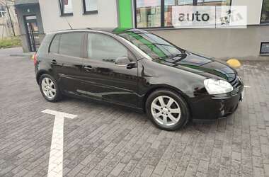 Хэтчбек Volkswagen Golf 2008 в Белой Церкви