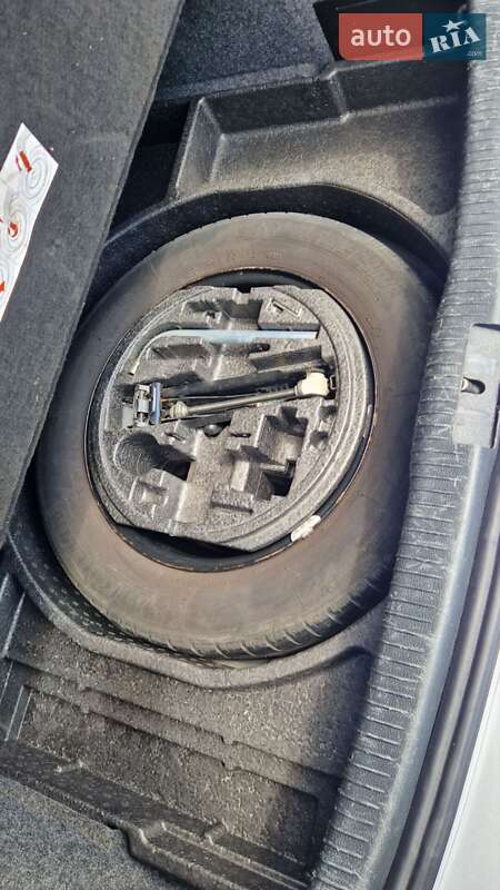 Хэтчбек Volkswagen Golf 2007 в Николаеве