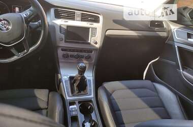 Универсал Volkswagen Golf 2015 в 