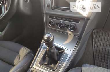 Универсал Volkswagen Golf 2015 в 