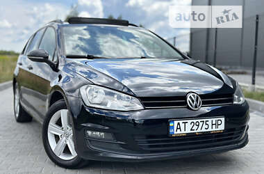 Универсал Volkswagen Golf 2014 в Ивано-Франковске