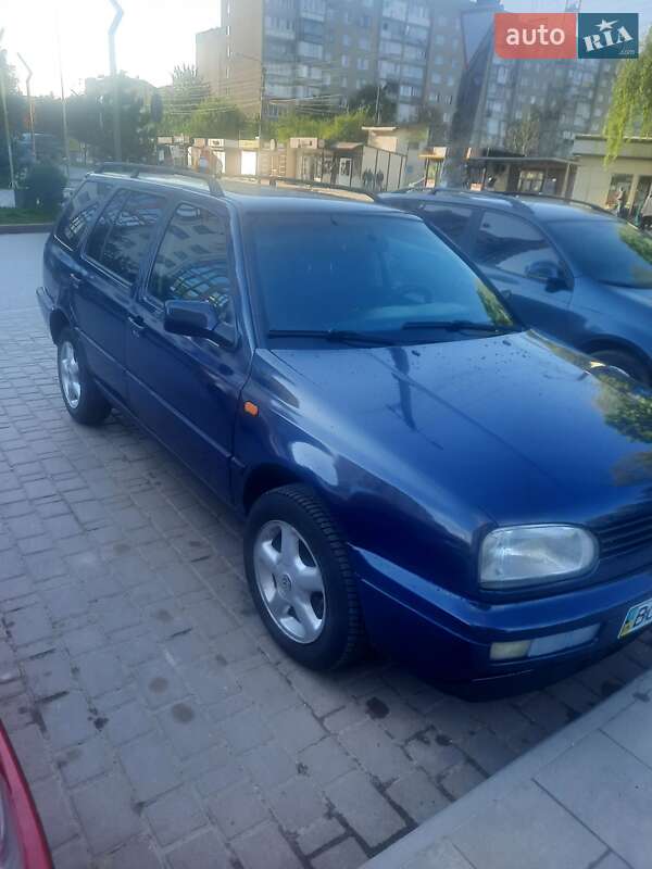 Volkswagen Golf 1996