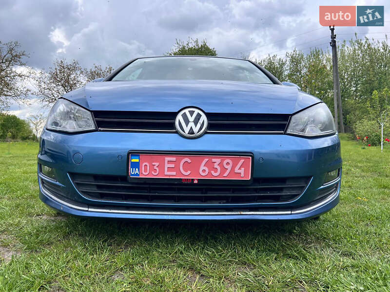 Хетчбек Volkswagen Golf 2013 в Луцьку