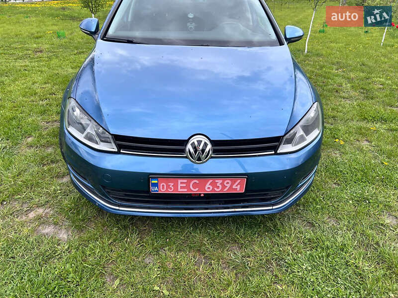 Хетчбек Volkswagen Golf 2013 в Луцьку