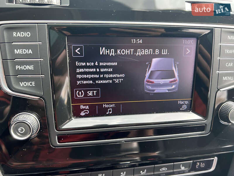 Хетчбек Volkswagen Golf 2013 в Луцьку