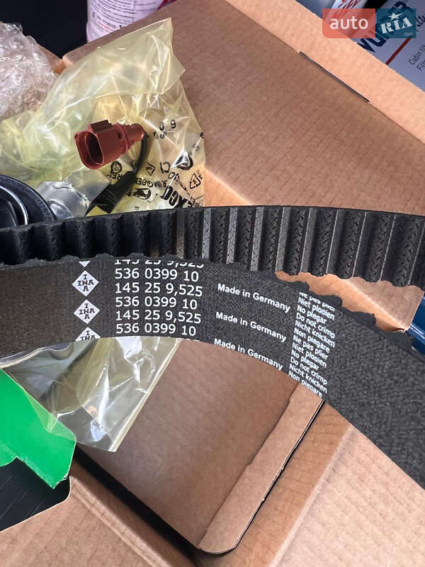 Хетчбек Volkswagen Golf 2013 в Луцьку