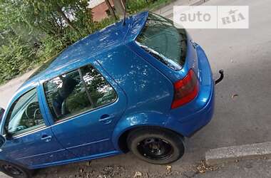 Хетчбек Volkswagen Golf 2000 в Львові