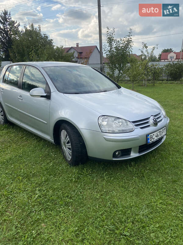 Хетчбек Volkswagen Golf 2007 в Львові