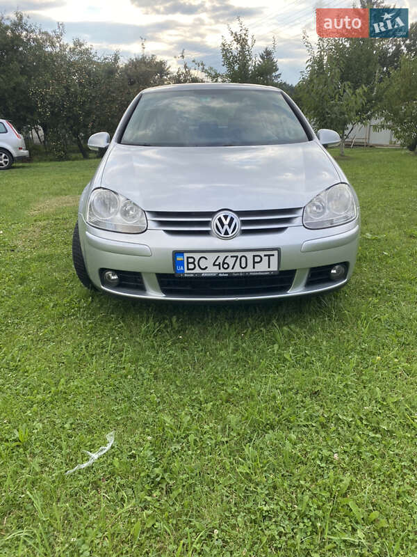 Хетчбек Volkswagen Golf 2007 в Львові
