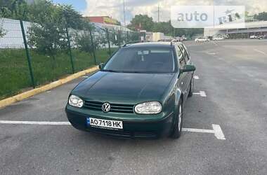 Універсал Volkswagen Golf 2002 в Ужгороді