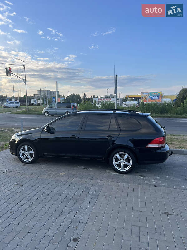 Універсал Volkswagen Golf 2009 в Ковелі