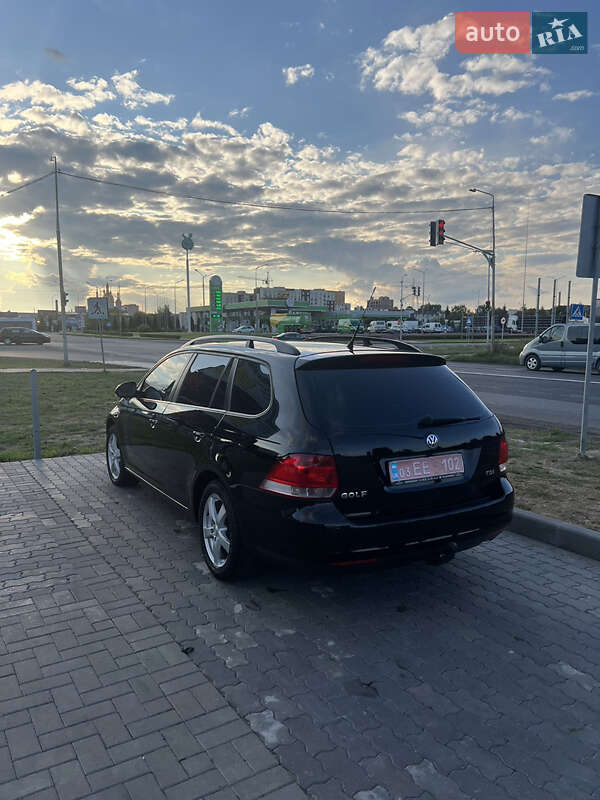 Універсал Volkswagen Golf 2009 в Ковелі