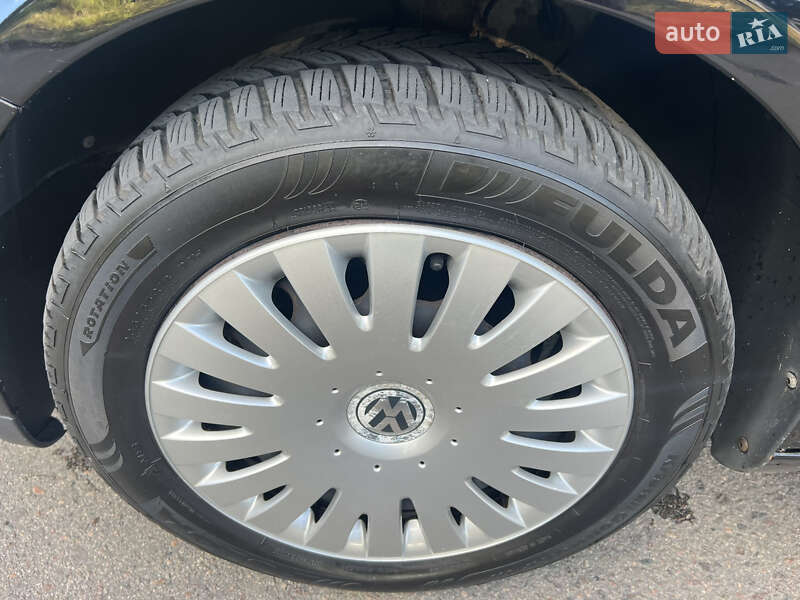 Універсал Volkswagen Golf 2009 в Ковелі