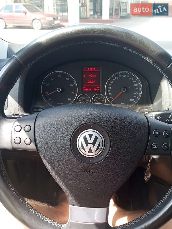 Хетчбек Volkswagen Golf 2008 в Могилів-Подільському