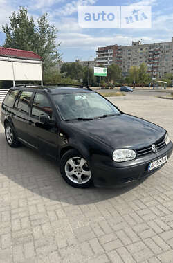 Універсал Volkswagen Golf 1999 в Запоріжжі