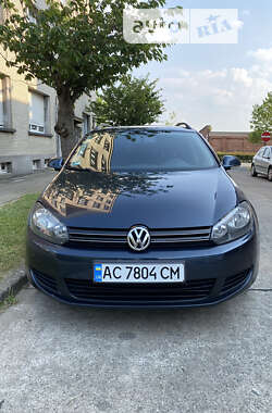 Универсал Volkswagen Golf 2010 в Луцке