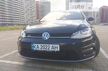 Универсал Volkswagen Golf 2016 в Киеве