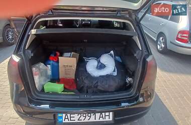 Хэтчбек Volkswagen Golf 2008 в 