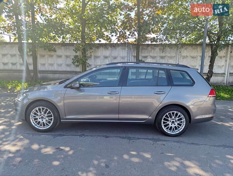 Універсал Volkswagen Golf 2015 в Львові