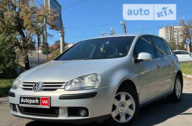 Хетчбек Volkswagen Golf 2006 в Вінниці