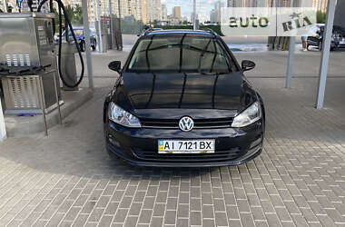 Универсал Volkswagen Golf 2013 в Киеве