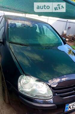 Хетчбек Volkswagen Golf 2004 в Кривому Розі