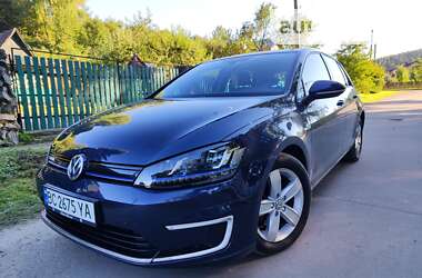 Хетчбек Volkswagen Golf 2015 в Дрогобичі