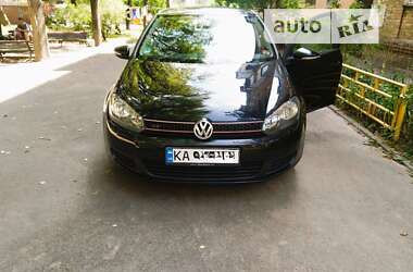 Хэтчбек Volkswagen Golf 2009 в Житомире