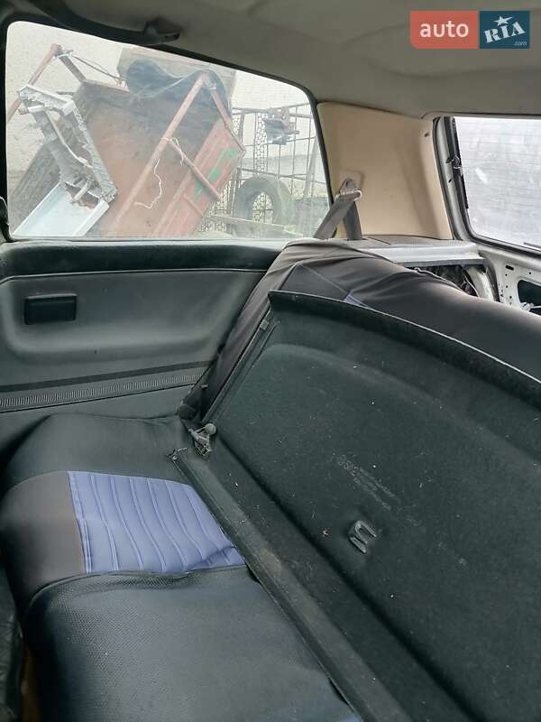 Хетчбек Volkswagen Golf 1988 в Ужгороді