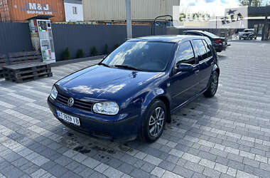 Хэтчбек Volkswagen Golf 2001 в Ивано-Франковске