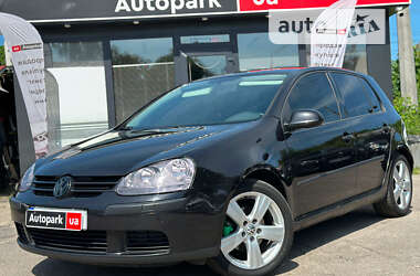 Хэтчбек Volkswagen Golf 2005 в Виннице