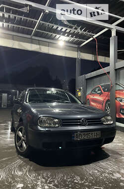 Хэтчбек Volkswagen Golf 2000 в Львове