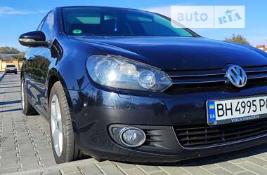 Хетчбек Volkswagen Golf 2009 в Саврані