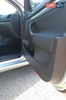 Хетчбек Volkswagen Golf 2006 в 