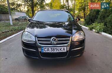 Универсал Volkswagen Golf 2009 в Бершади
