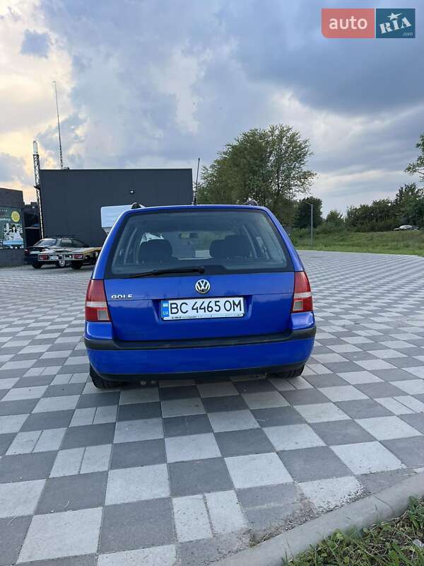 Універсал Volkswagen Golf 2003 в Самборі