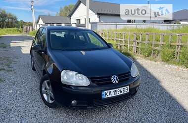 Хетчбек Volkswagen Golf 2008 в Києві