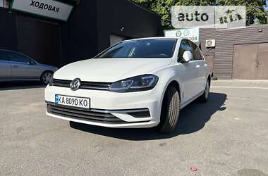 Хетчбек Volkswagen Golf 2018 в Києві