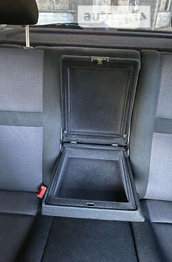 Хэтчбек Volkswagen Golf 2001 в  фото 38 Хэтчбек Volkswagen Golf 2001 в