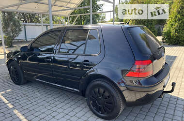 Хэтчбек Volkswagen Golf 2002 в Мукачево